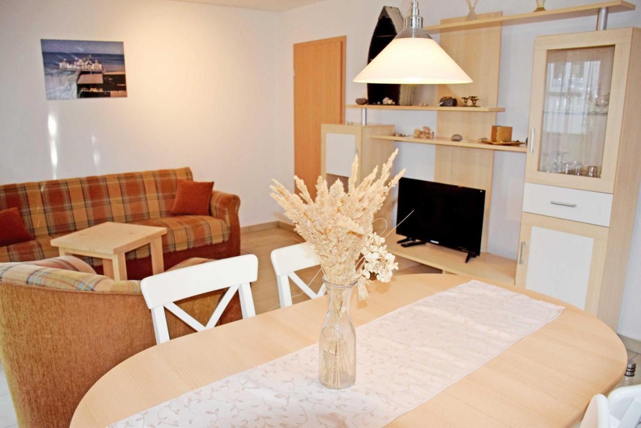 Pension Im Ostseebad Sellin חדר תמונה
